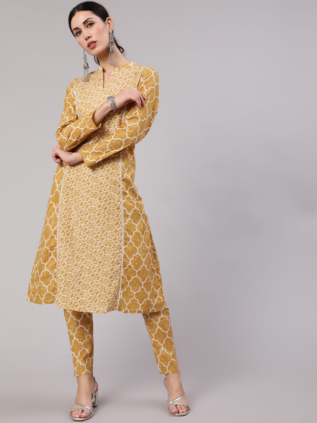 

AKS Geometric Printed Mandarin Collar Cotton A-Line Kurta, Mustard