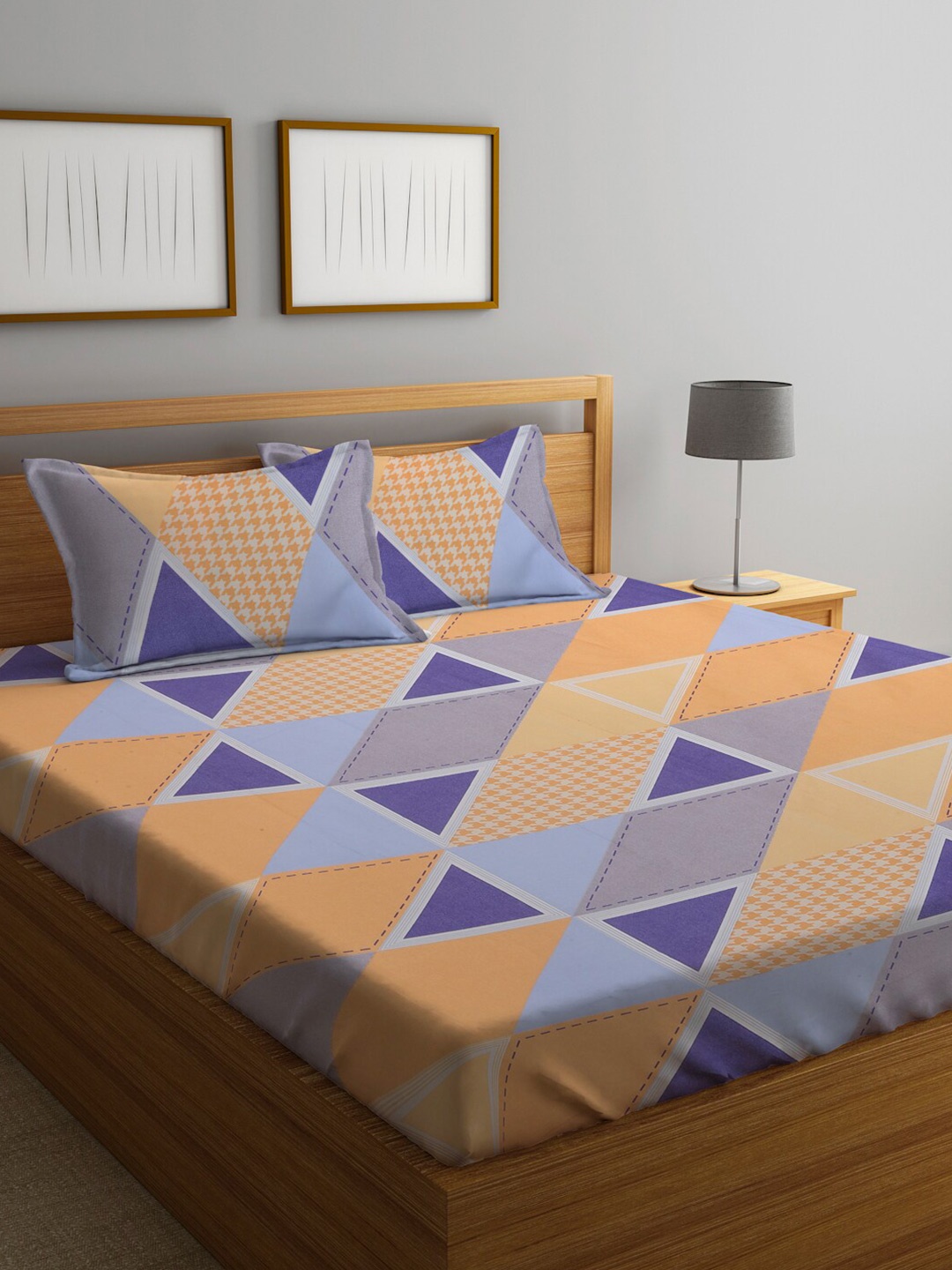 

KLOTTHE Orange & Blue Geometric Printed 300 TC Double Bedsheet With 2 Pillow Covers