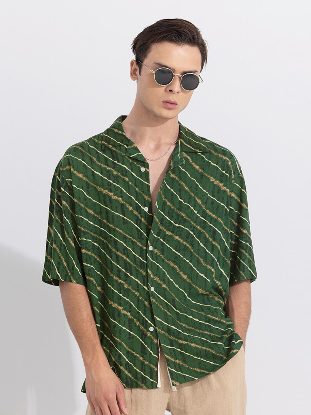 

Snitch Green Classic Spread Collar Abstract Printed Casual Shirt