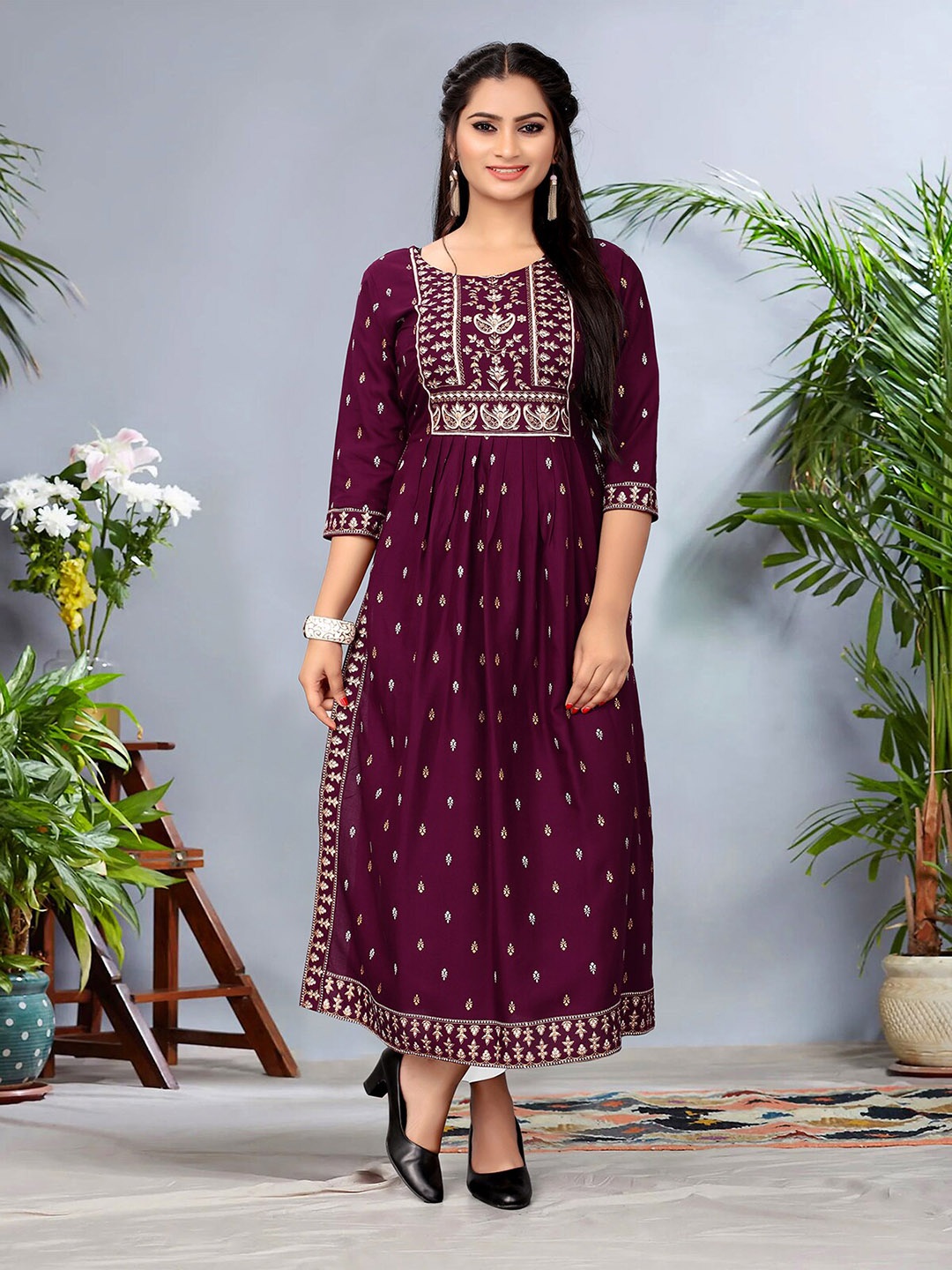 

N N ENTERPRISE Ethnic Motifs Printed Pleated Straight Kurta, Purple