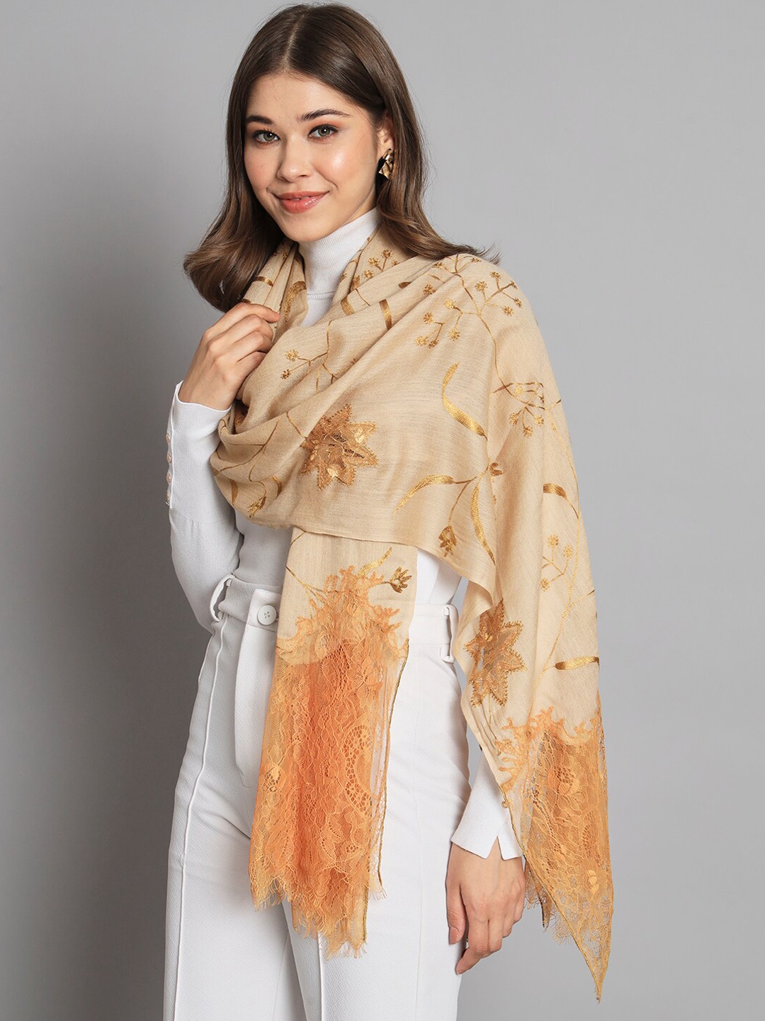 

MODARTA Embroidered Woolen Shawl, Beige