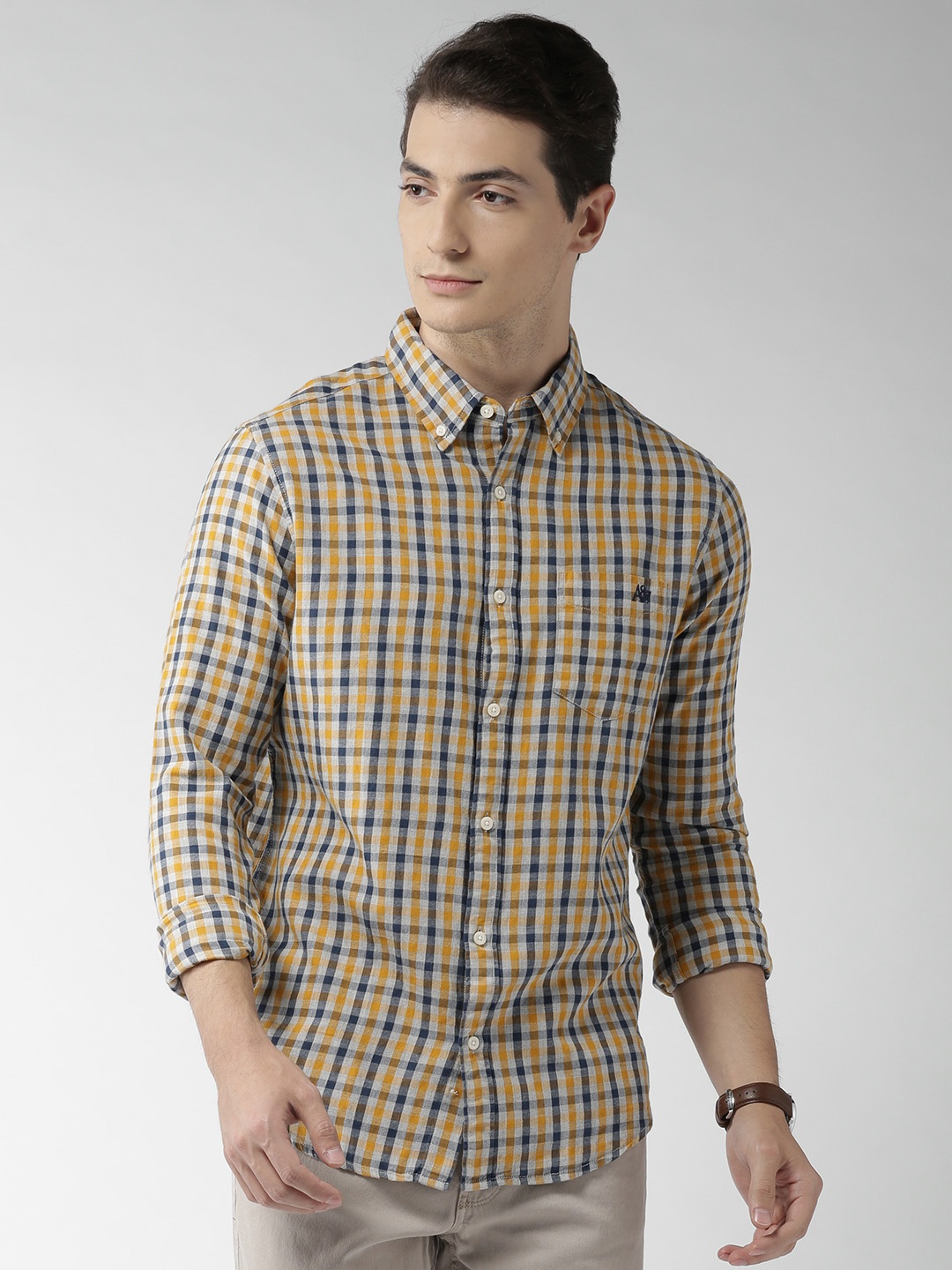 

Aeropostale Men Navy Blue & Mustard Yellow Regular Fit Checked Casual Shirt
