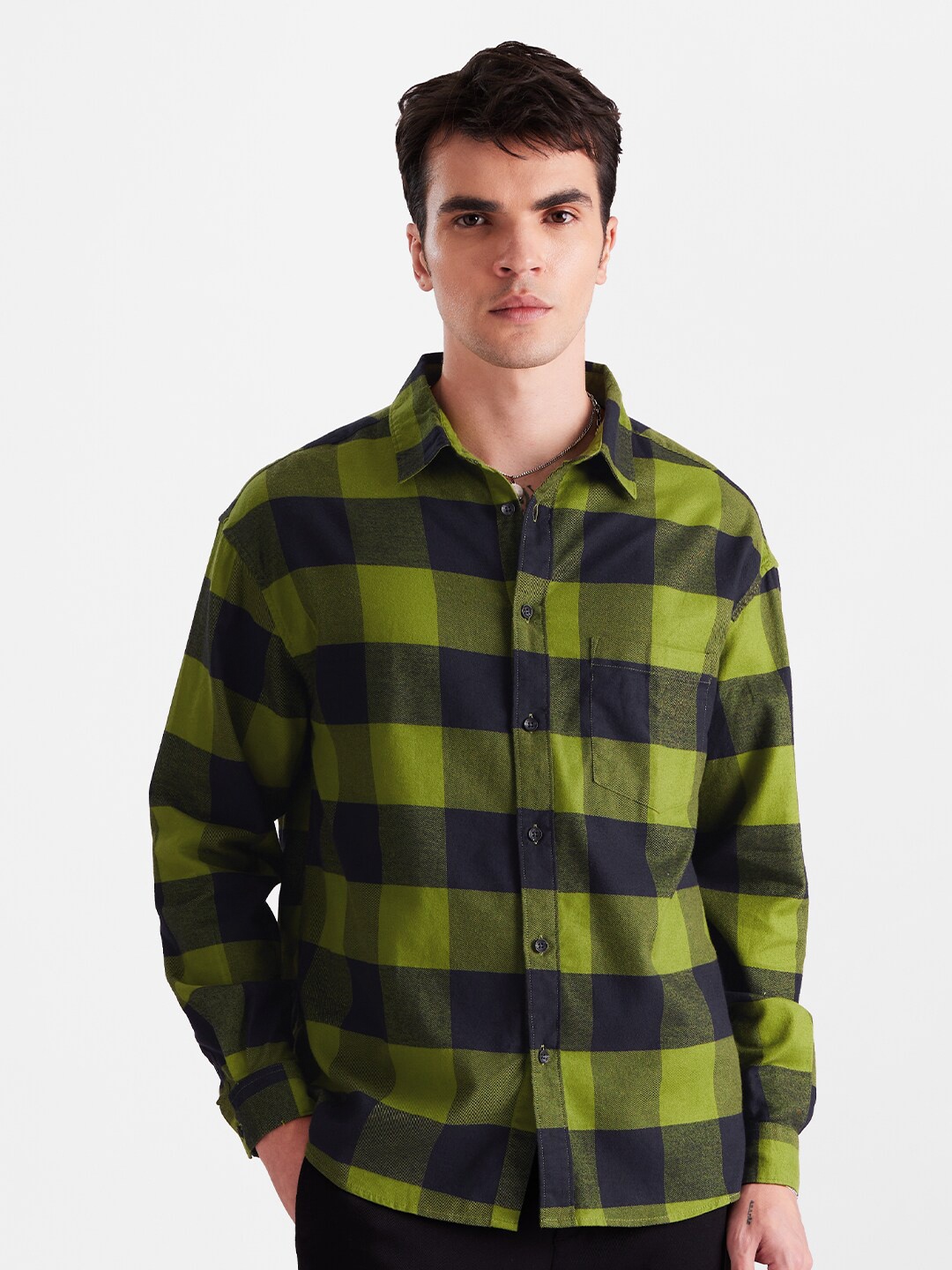 

The Souled Store Green Buffalo Checked Spread Collar Pure Cotton Casual Shirt