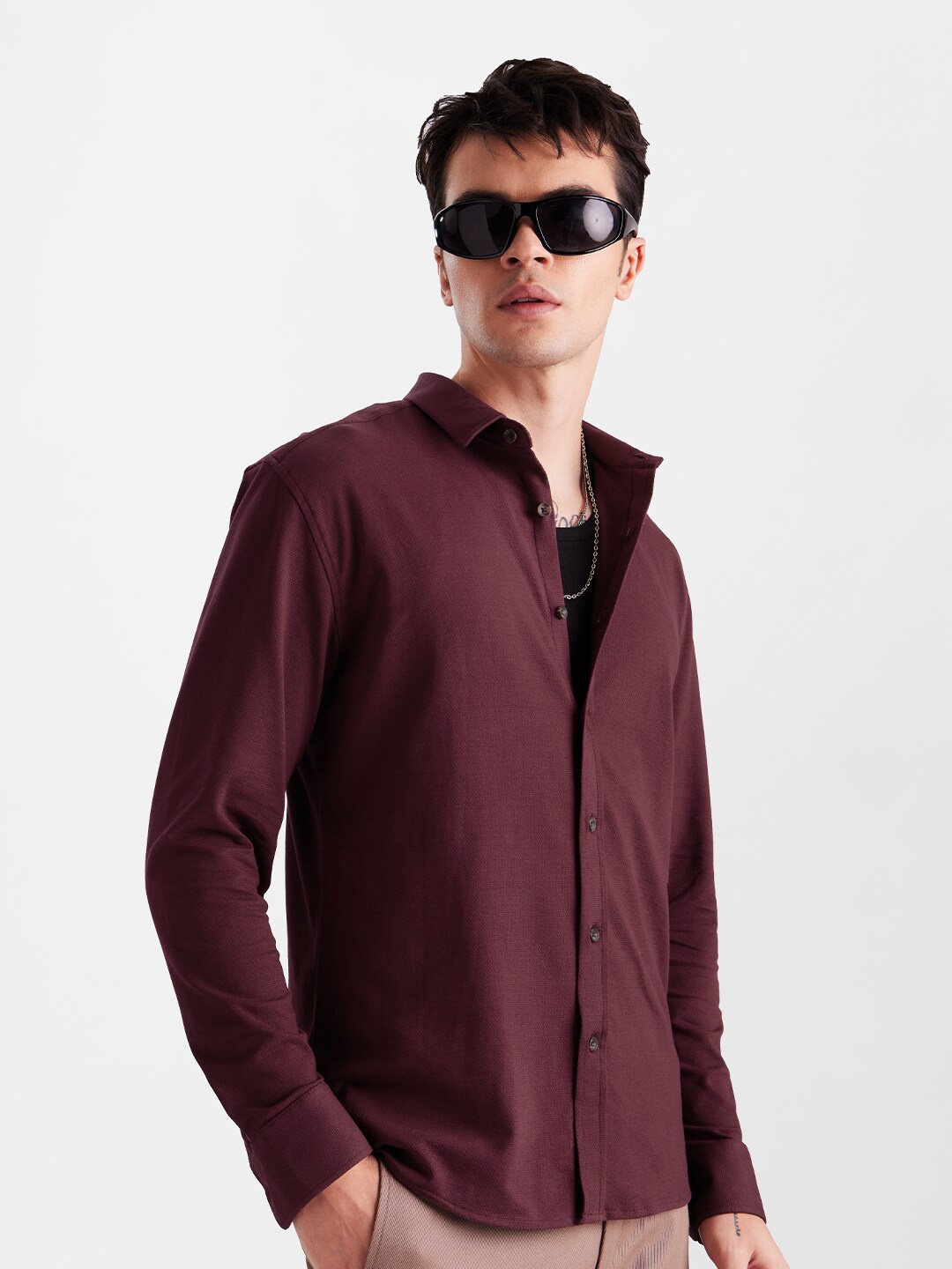 

The Souled Store Maroon Spread Collar Pure Cotton Casual Shirt