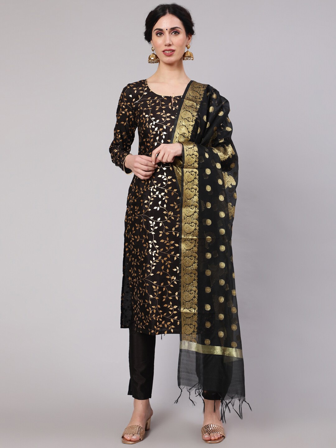 

AKS Ethnic Motifs Printed Zari Detailed Kurta & Trousers With Dupatta, Black