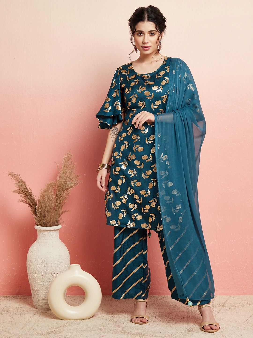 

AKS Floral Woven design Regular Kurta With Palazzos & Dupatta, Blue