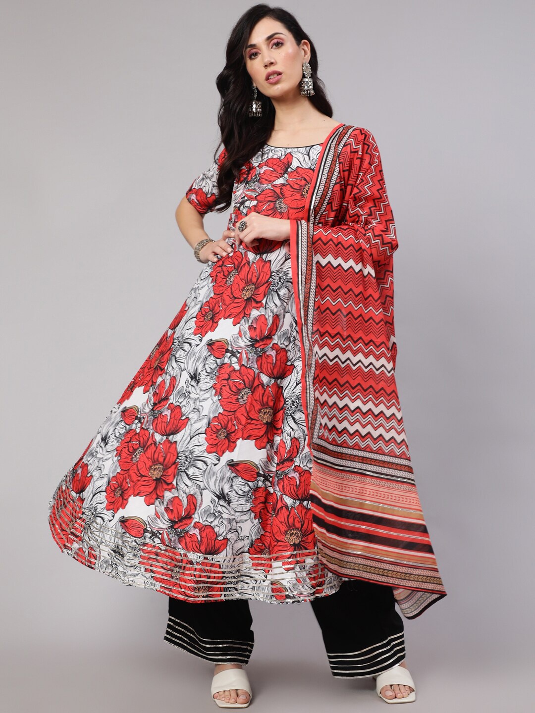 

AKS Floral Printed Anarkali Kurta & Palazzos with Dupatta, White