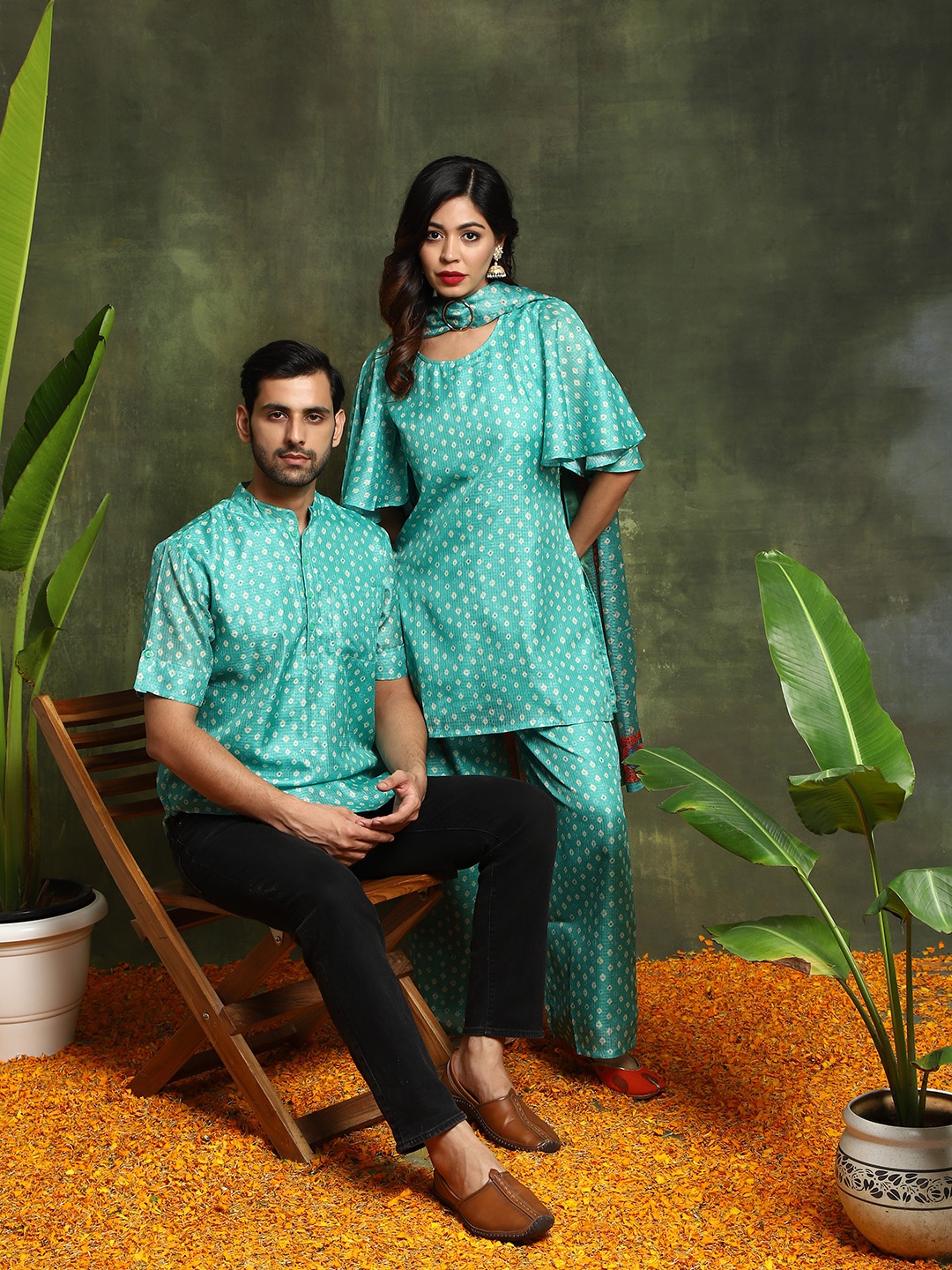 

AKS Couture Bandhani Printed Regular Kurti with Palazzos & Dupatta, Green