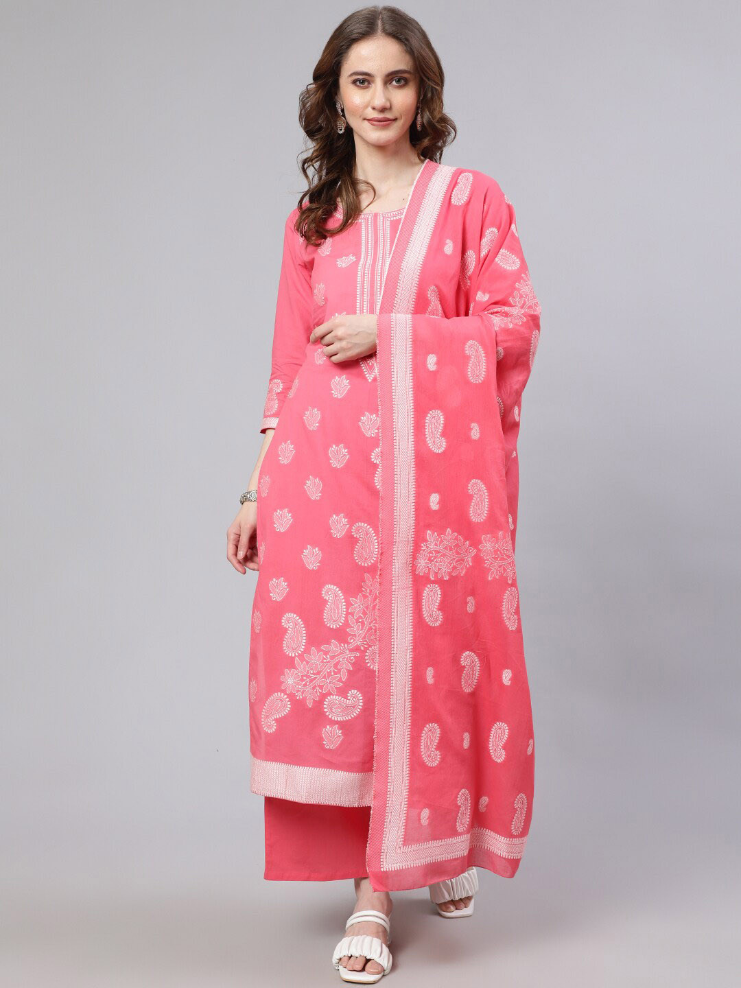 

AKS Couture Ethnic Motifs Embroidered Straight Pure Cotton Kurta With Palazzos & Dupatta, Pink