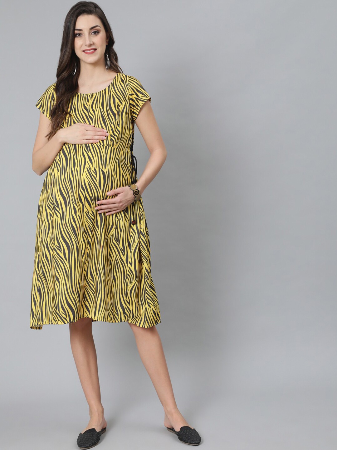 

AKS Round Neck Animal Printed Maternity A-Line Cotton Knee Length Dress, Yellow