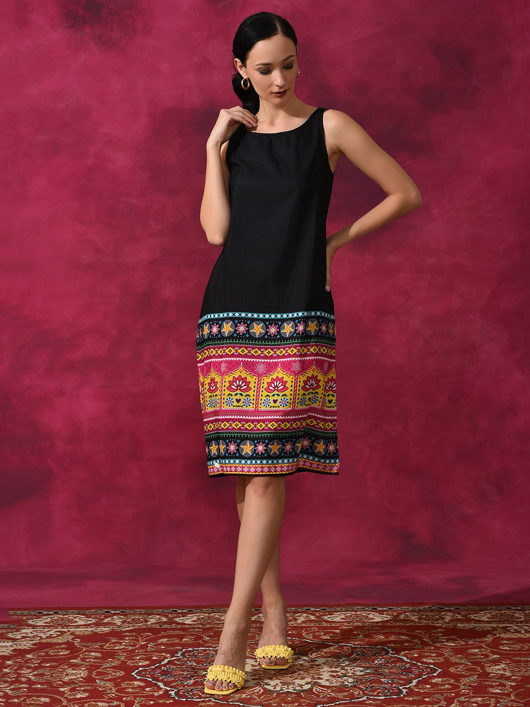 

AKS Round Neck Ethnic Motifs Printed Knee Length A-Line Dress, Black