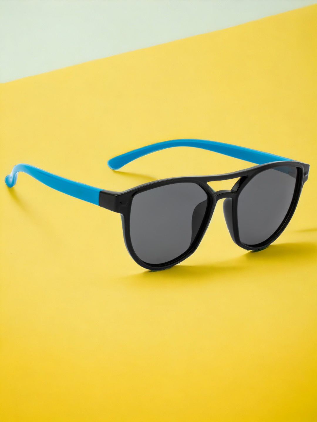 

ROYAL SON Kids Square Sunglasses With Polarised & UV Protected Lens, Black