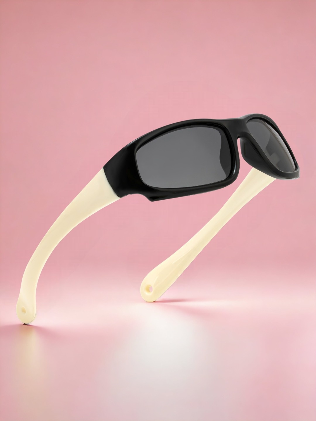 

ROYAL SON Kids Sports Sunglasses With Polarised & UV Protected Lens, Black