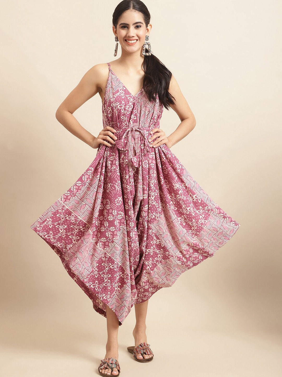 

Sangria Abstract Printed Shoulder Straps Cotton Culotte Jumpsuit, Pink