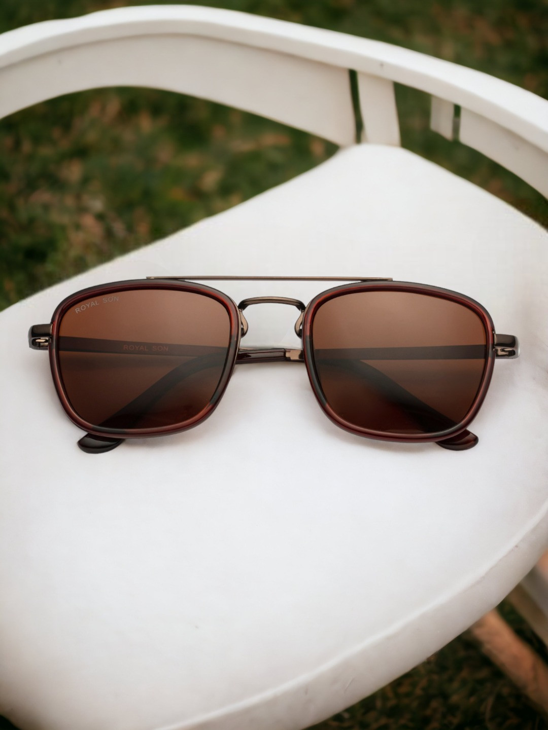

ROYAL SON Unisex Square Sunglasses with Polarised and UV Protected Lens, Brown