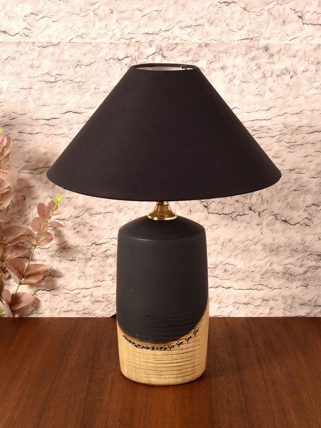

AAKRITI ART CREATIONS Midnight's Secret Black & Beige Printed Terracotta Table Lamp