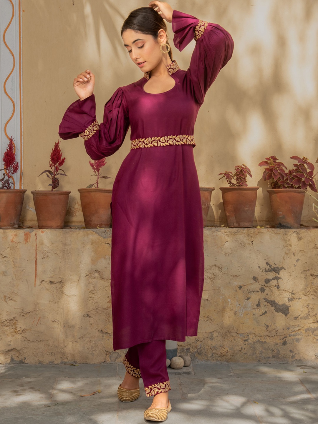 

METRO-FASHION Puffed Sleeves Regular Kurta with Trousers, Violet
