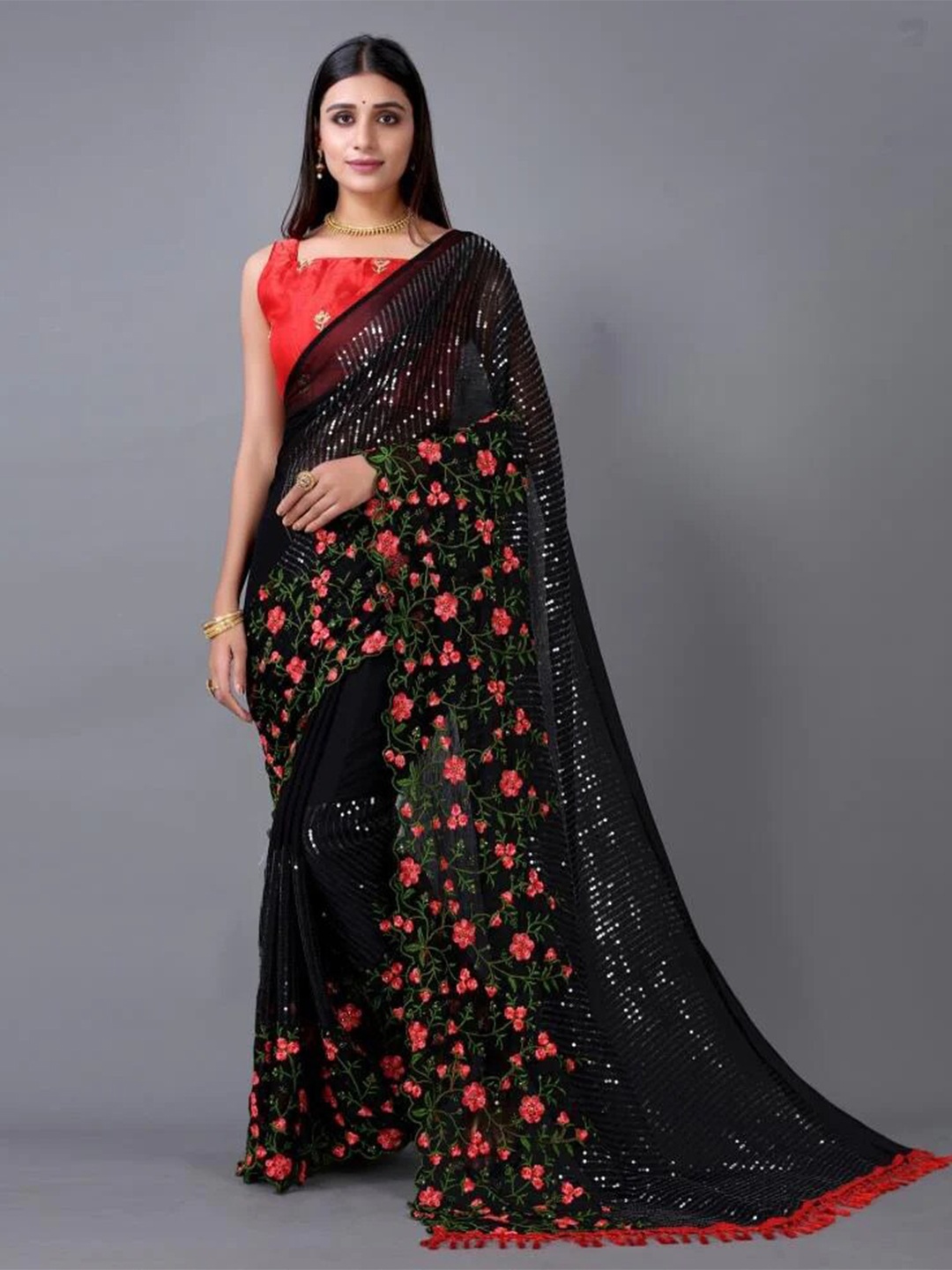 

DIVASTRI Embellished Embroidered Poly Chiffon Saree, Black