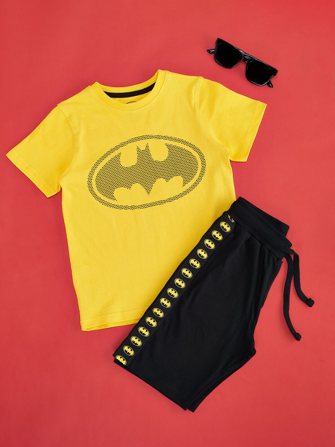

Pantaloons Junior Boys Printed Pure Cotton T-shirt With Shorts, Yellow