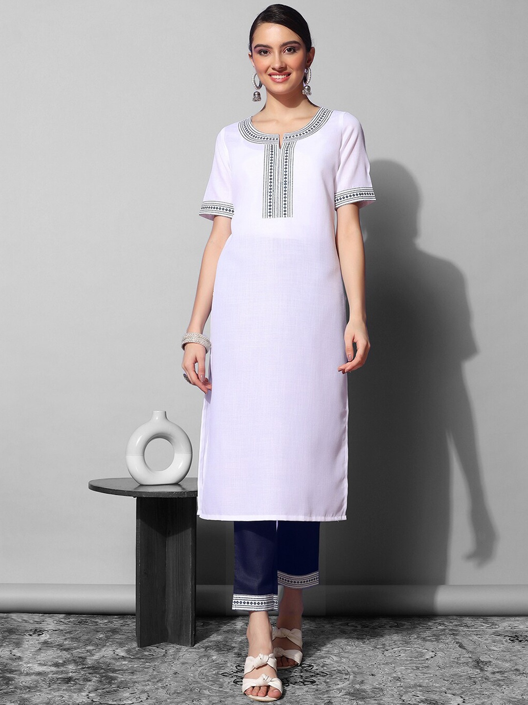 

KALINI Geometric Printed Regular Kurta with Trousers, White