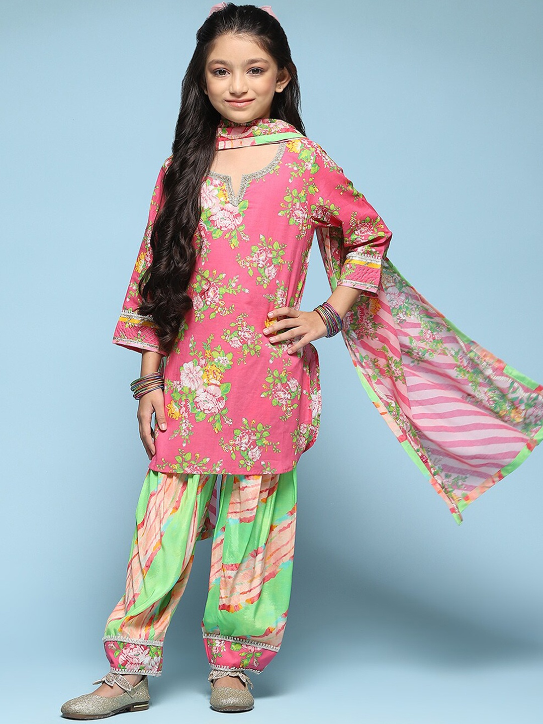 

Biba Girls Floral Printed Gotta Patti Kurti With Salwar & Dupatta, Pink