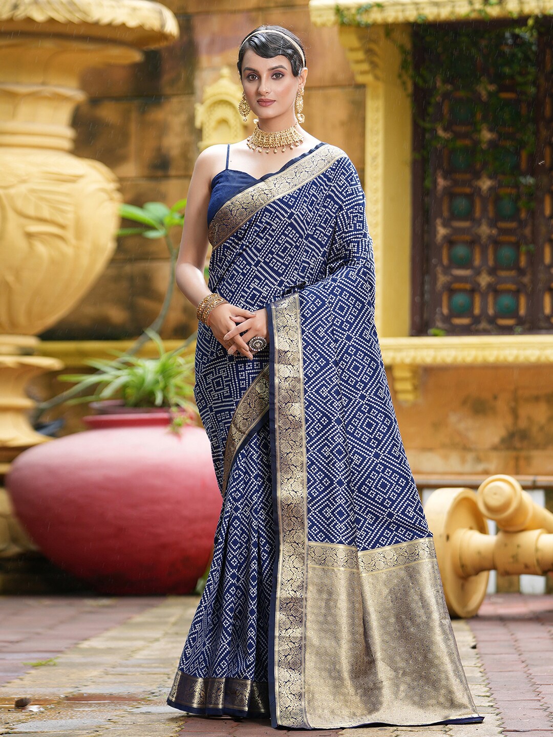 

Satrani Navy Blue Ethnic Motifs Printed Zari Detailed Saree