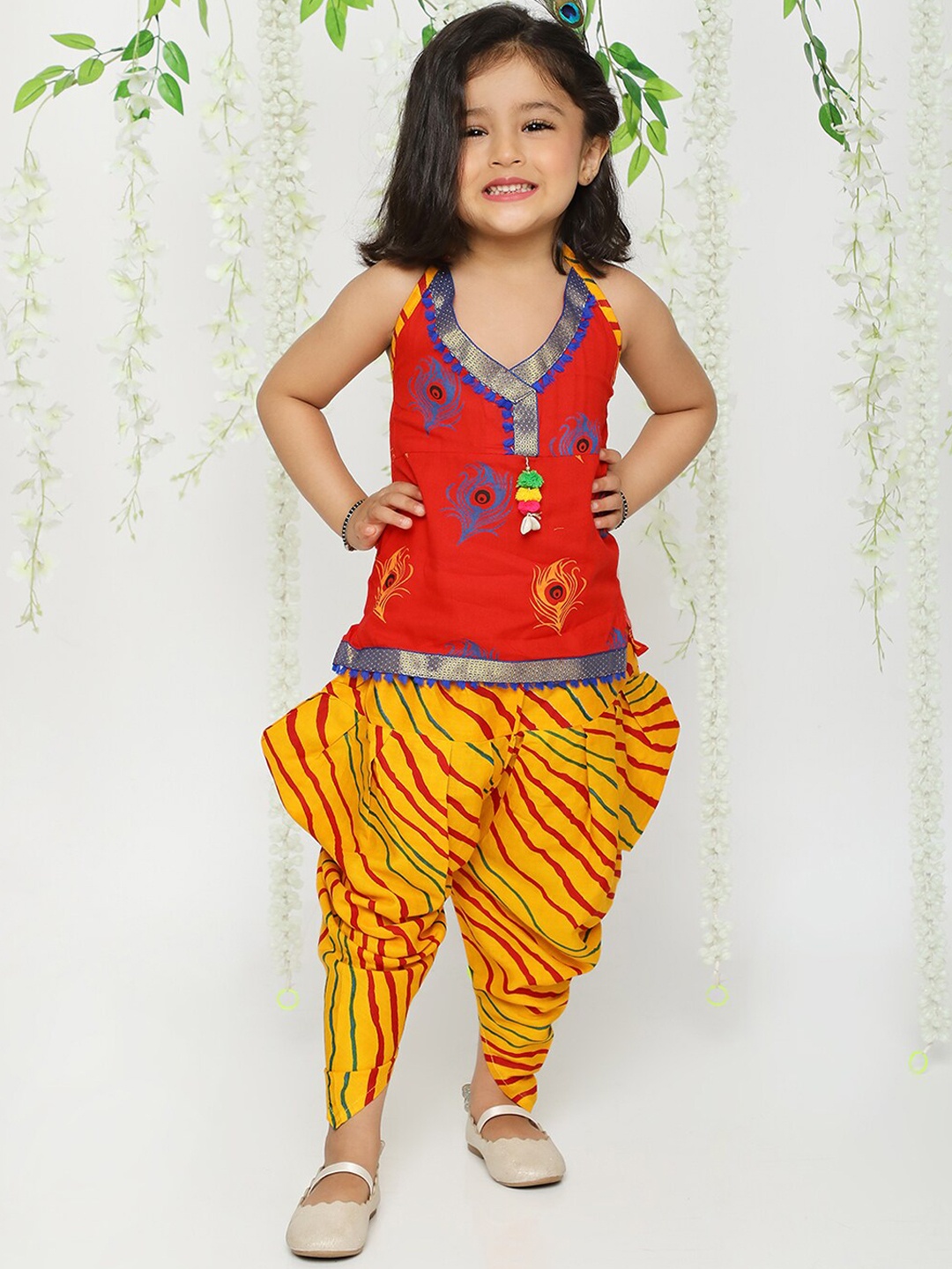 

KID1 Girls Red Ethnic Motifs Printed Regular Kurti with Dhoti Pants