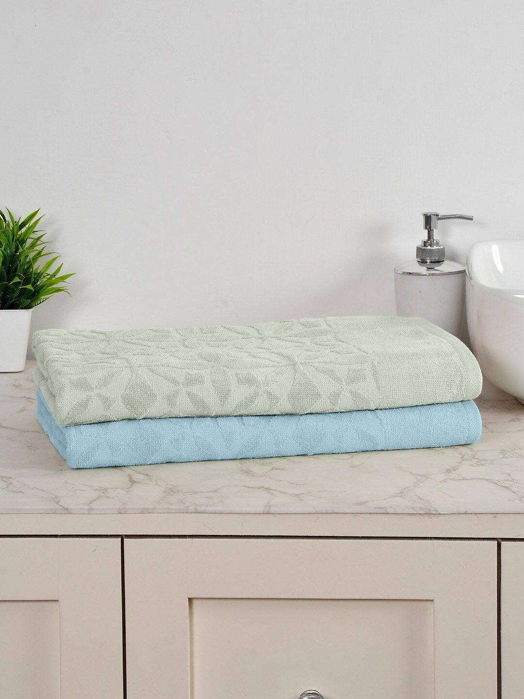

AVI Living Blue & Green 2-Pcs Printed Pure Cotton 350 GSM Bath Towels
