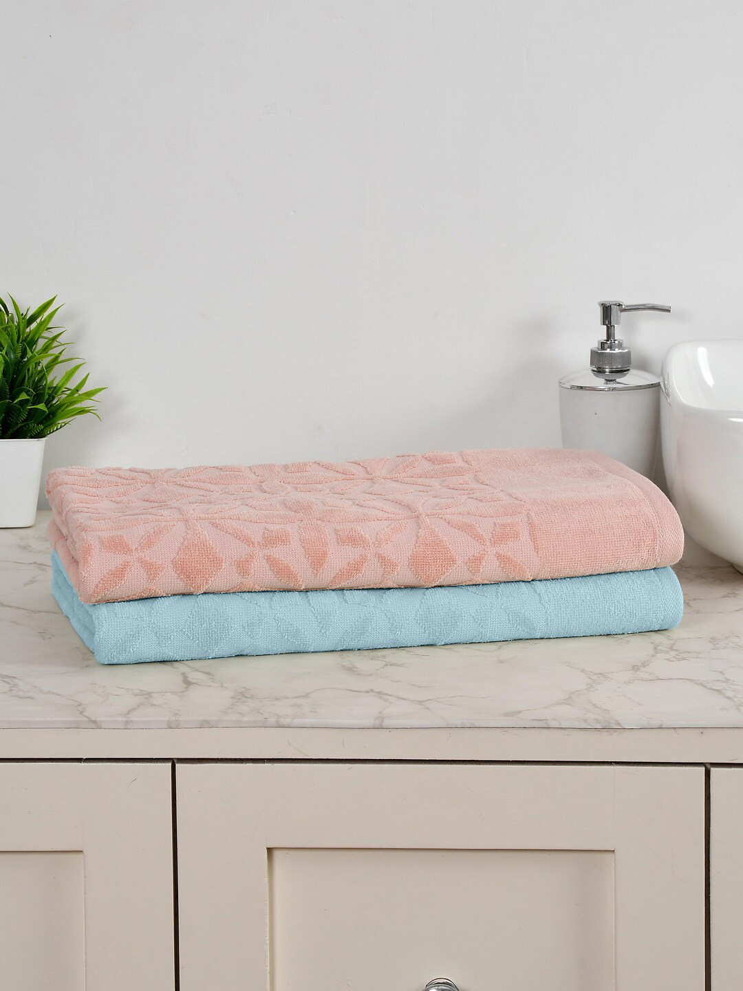

AVI Living Blue & Pink 2 Pieces Self Designed 350 GSM Pure Cotton Large Bath Towel