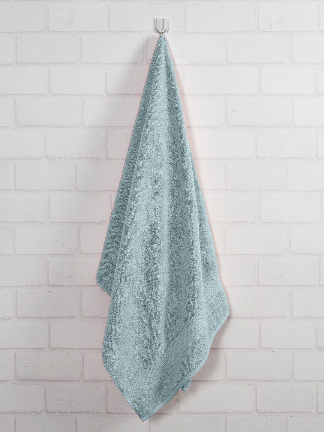 

AVI Living Blue 550 GSM Pure Cotton Large Bath Towel