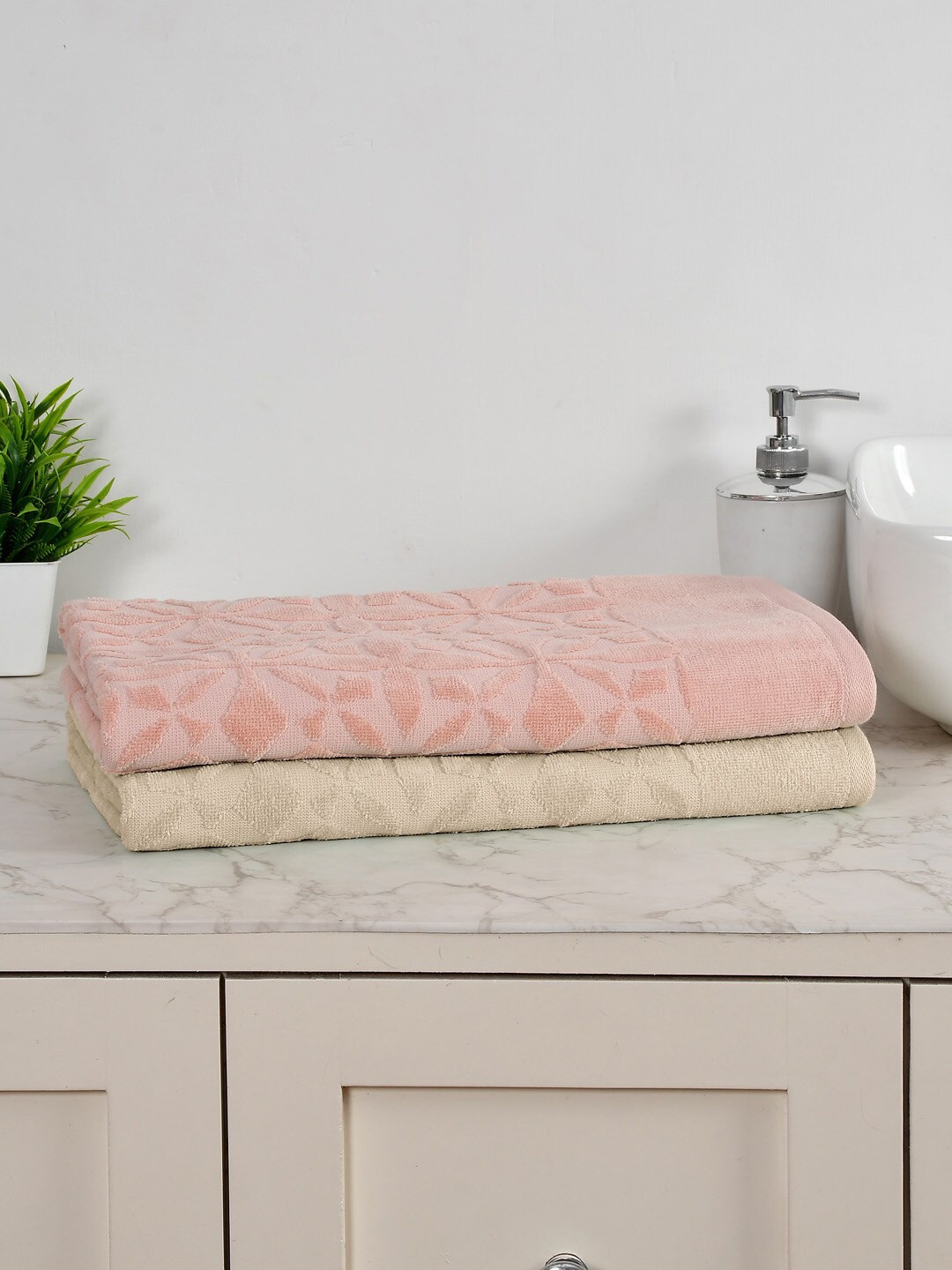 

AVI Living Pink & Beige 2 Pieces 350 GSM Pure Cotton Large Bath Towel