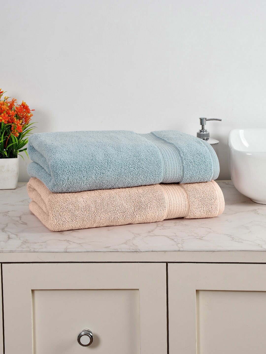 

AVI Living Blue & Peach 2 Pieces Pure Cotton 550 GSM Large Bath Towels