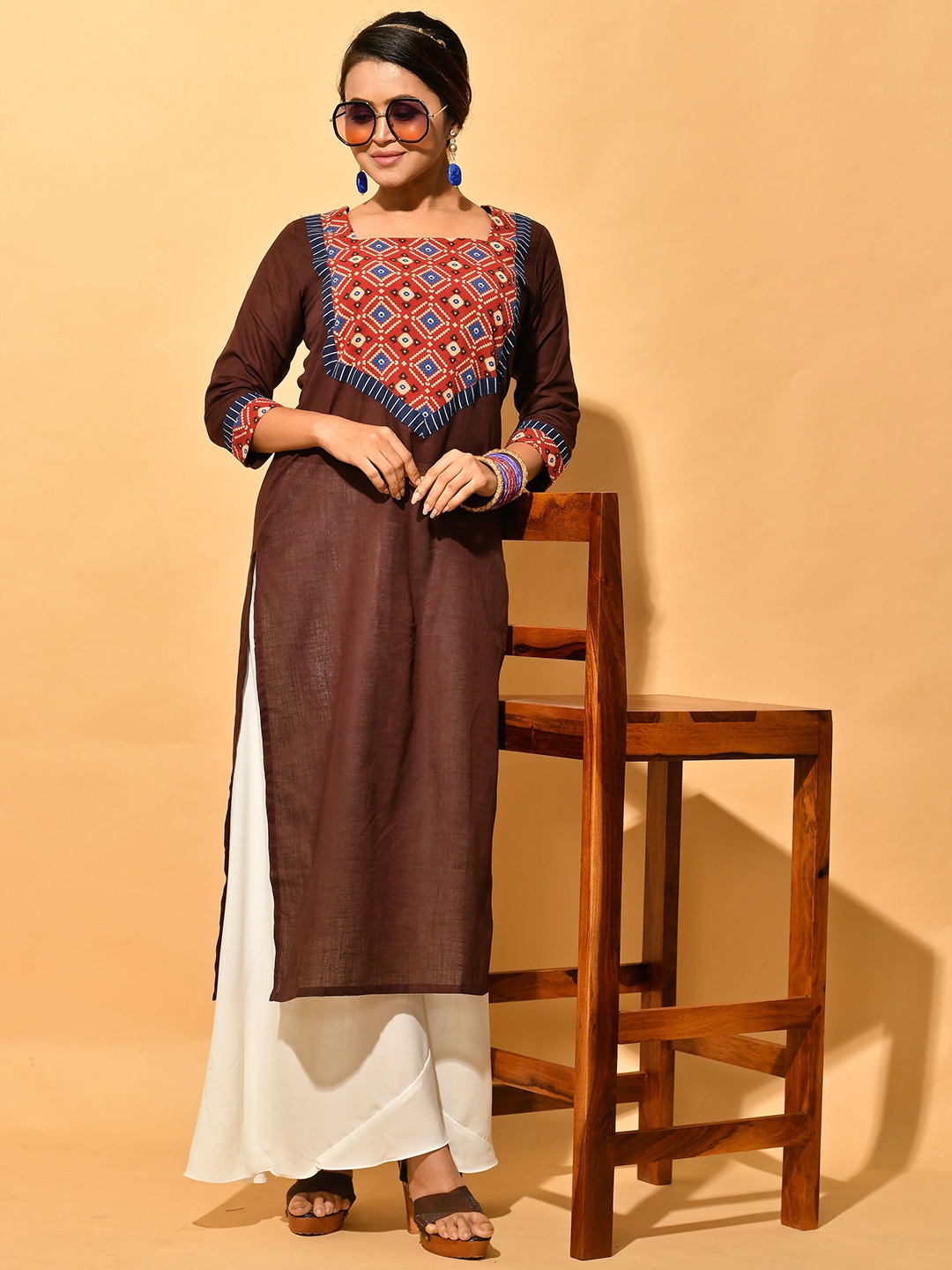 

Disli Ethnic Motifs Printed Square Neck Pure Cotton Straight Kurta, Brown
