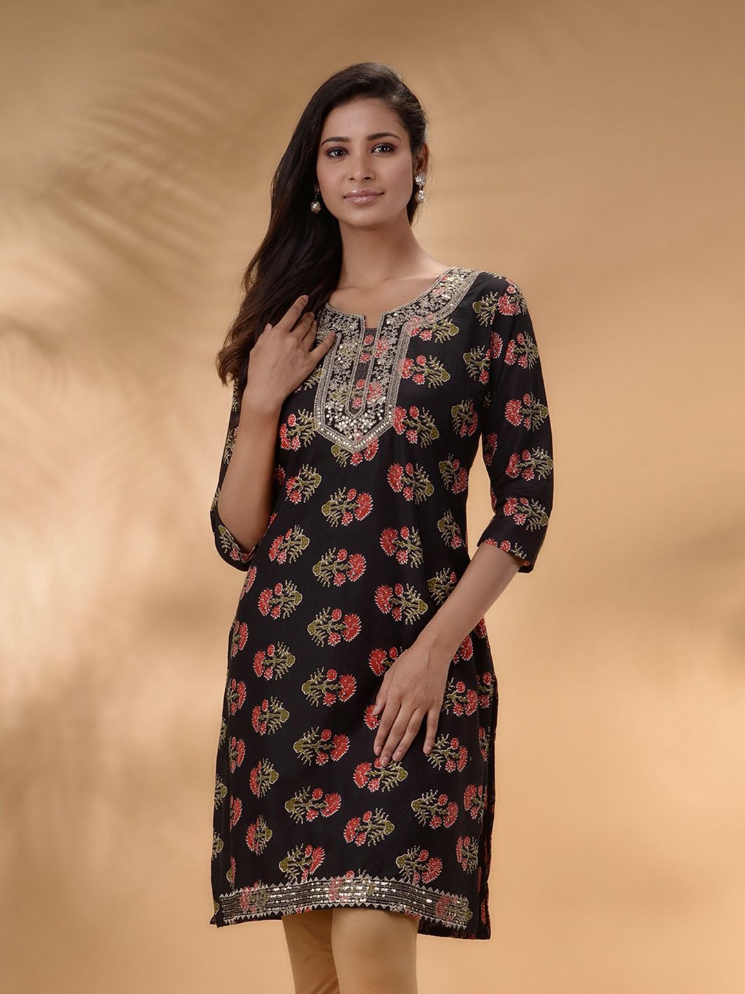 

Disli Ethnic Motifs Printed Sequinned Cotton Kurta, Black