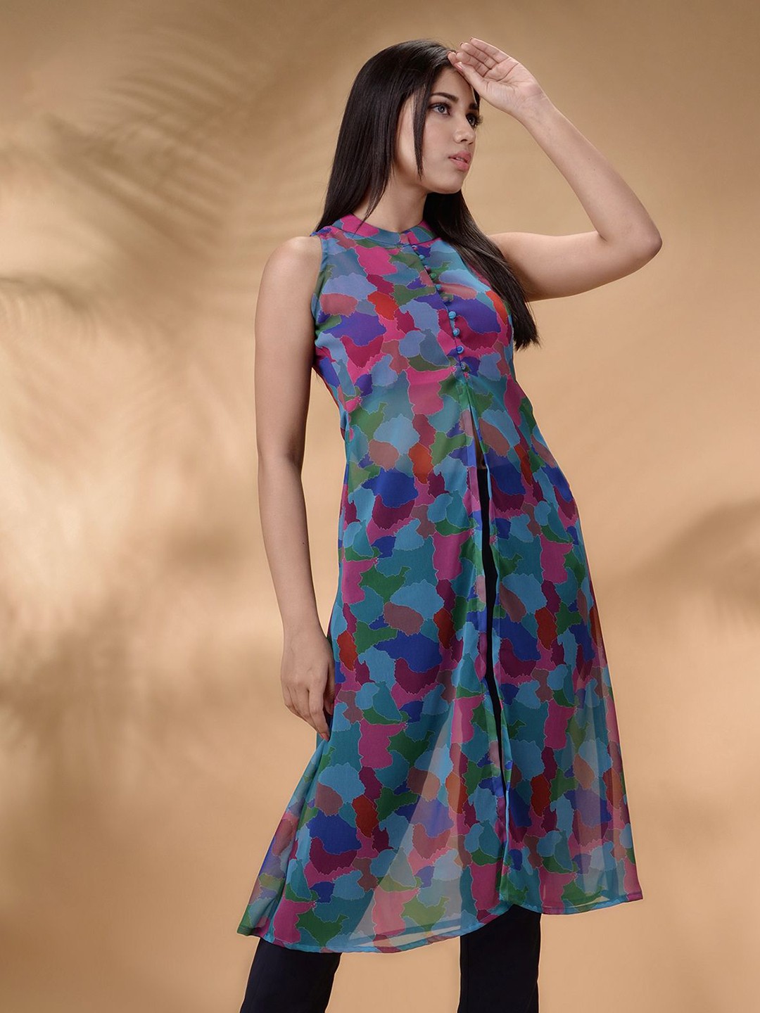 

Disli Geometric Printed Georgette Kurta, Pink