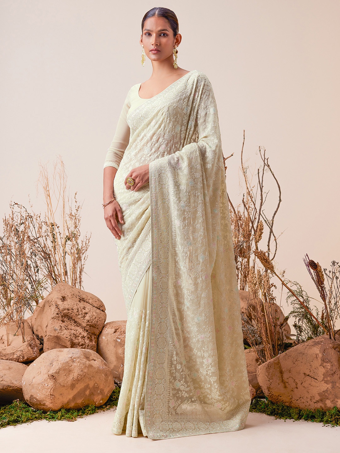 

Soch Green Floral Embroidered Beads and Stones Detailed Saree