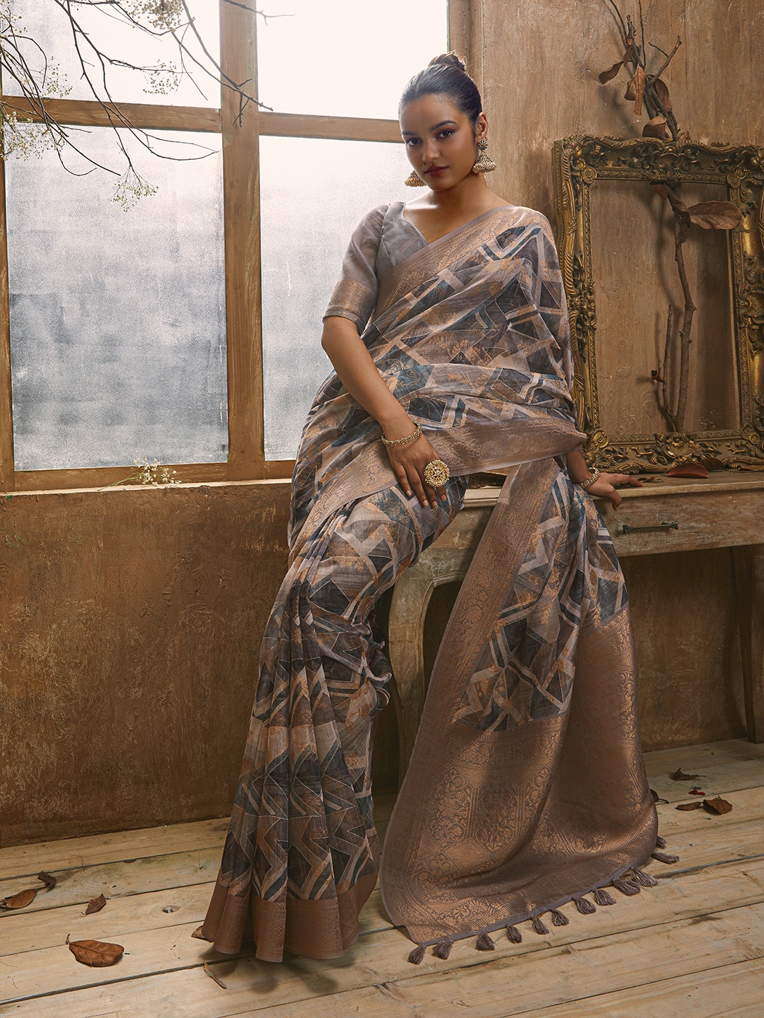 

Soch Geometric Printed Zari Tussar Saree, Grey