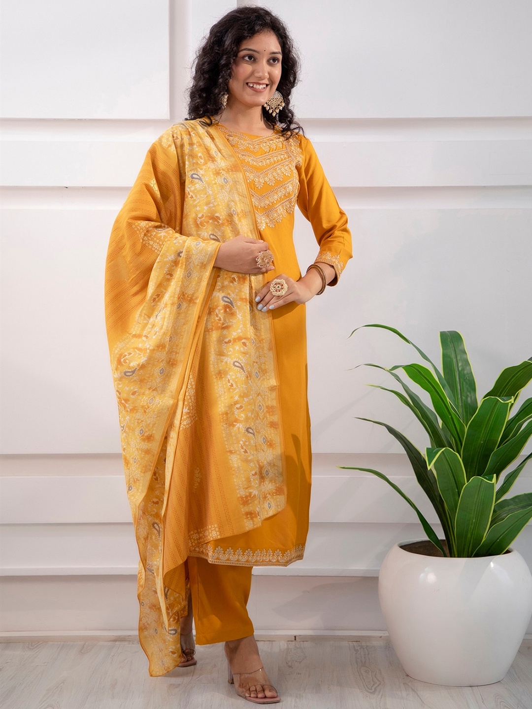 

KALINI Ethnic Motifs Yoke Design Regular Thread Work Kurta with Palazzos & With Dupatta, Mustard