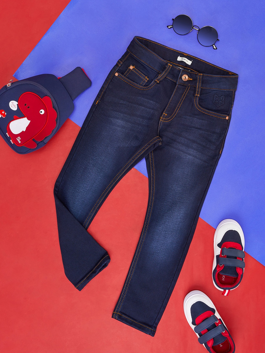 

Pantaloons Junior Boys Whiskers and Chevrons Light Fade Jeans, Blue