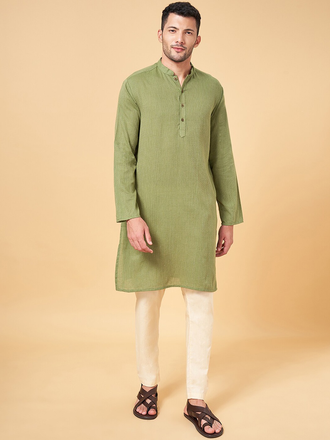 

indus route by Pantaloons Mandarin Collar Cotton Straight Kurta, Green