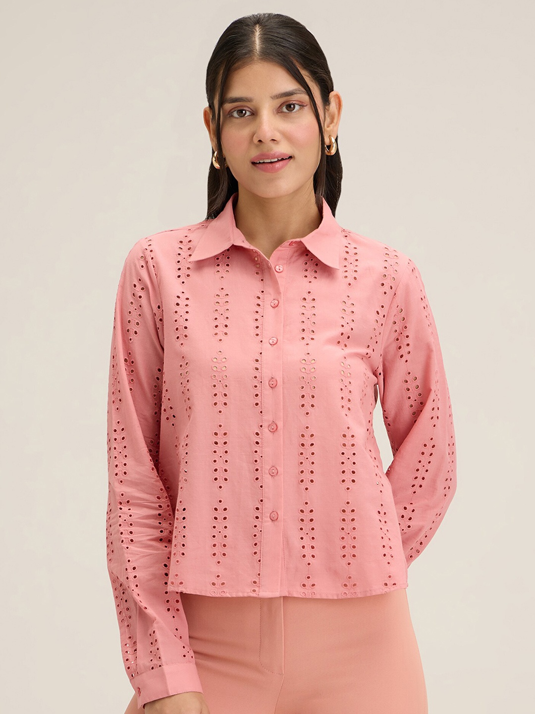 

20Dresses Pink Self Design Spread Collar Pure Cotton Casual Shirt