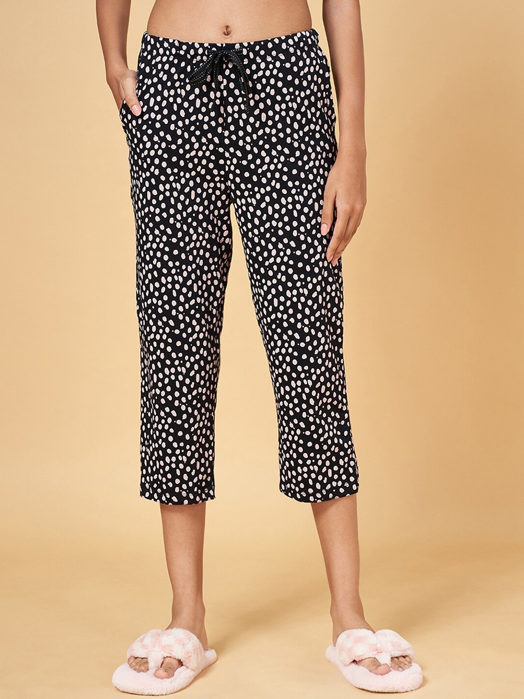 

Dreamz by Pantaloons Women Printed Cotton Lounge Pants, Black