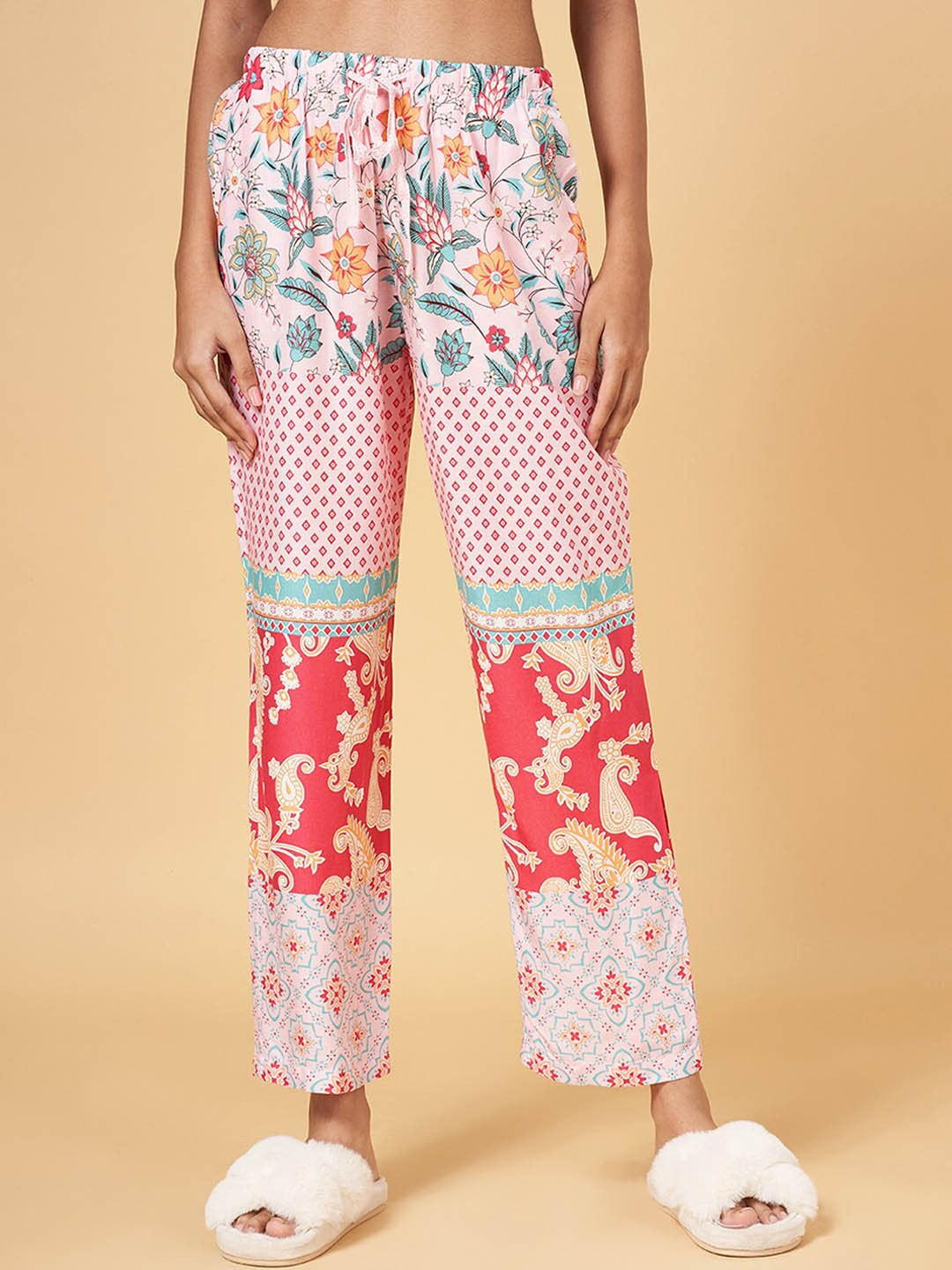 

Dreamz by Pantaloons Women Printed Lounge Pants, Pink