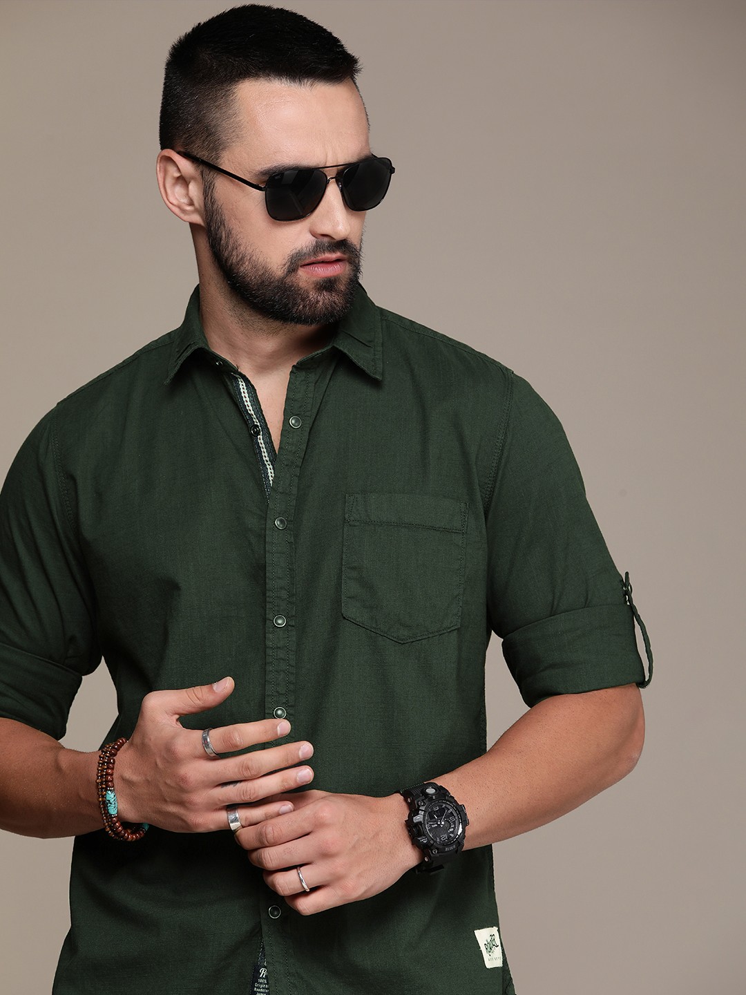 

The Roadster Life Co. Pure Cotton Spread Collar Solid Opaque Casual Shirt, Green