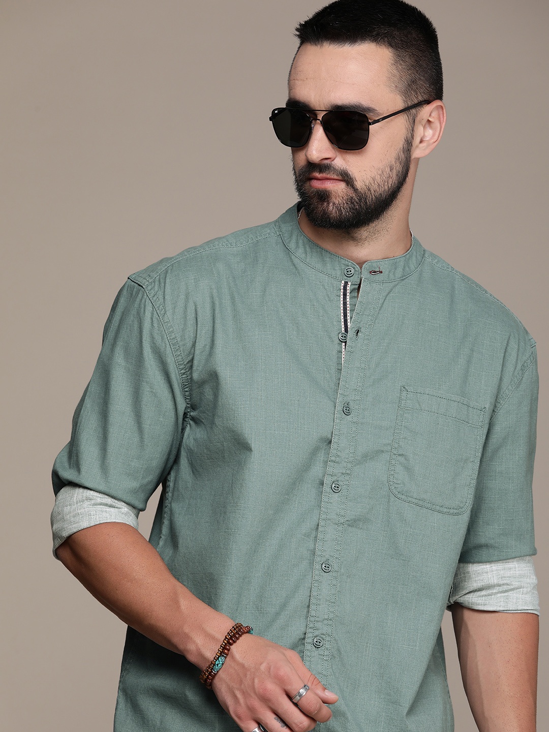 

The Roadster Lifestyle Co. Men Pure Cotton Casual Shirt, Green