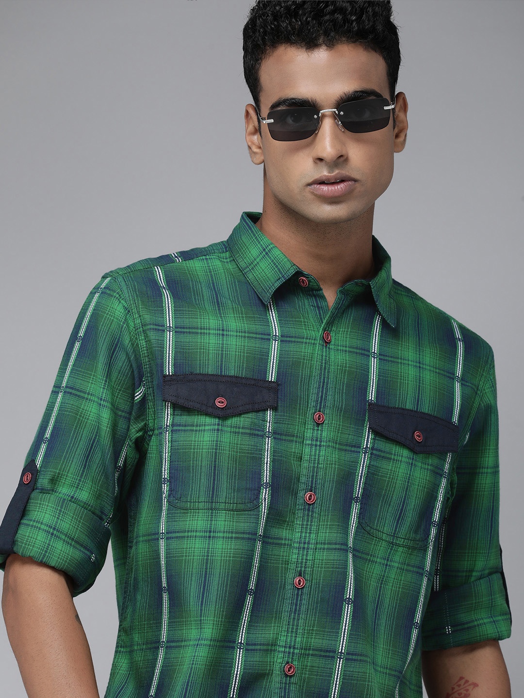 

The Roadster Life Co. Checked Pure Cotton Casual Shirt, Green
