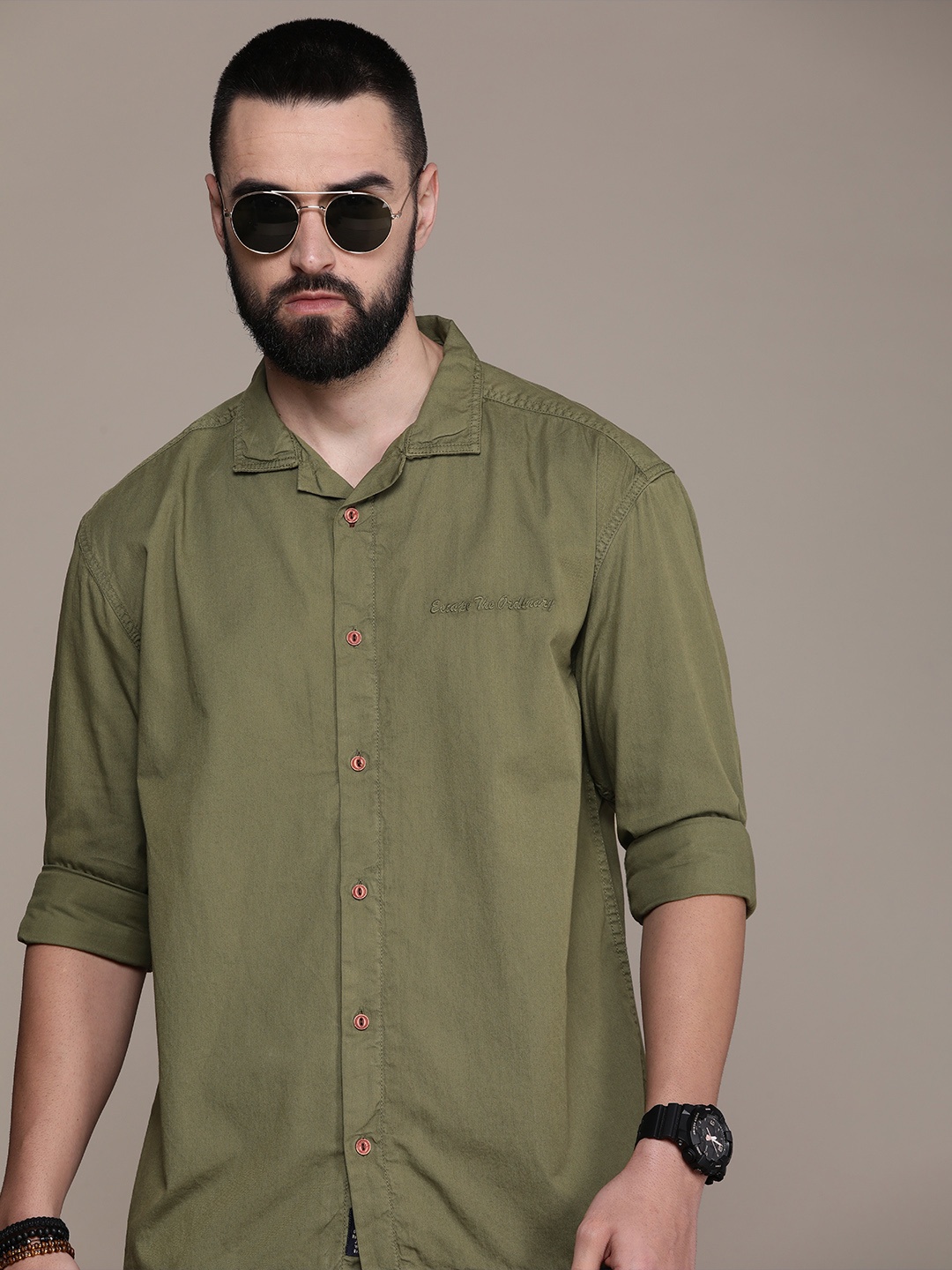 

The Roadster Life Co. Solid Pure Cotton Casual Shirt, Olive