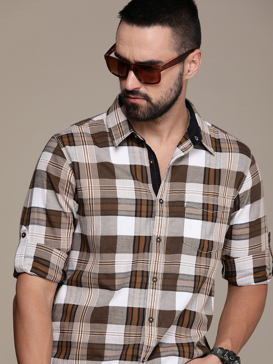 

The Roadster Lifestyle Co. Men Tartan Checks Pure Cotton Casual Shirt, Beige