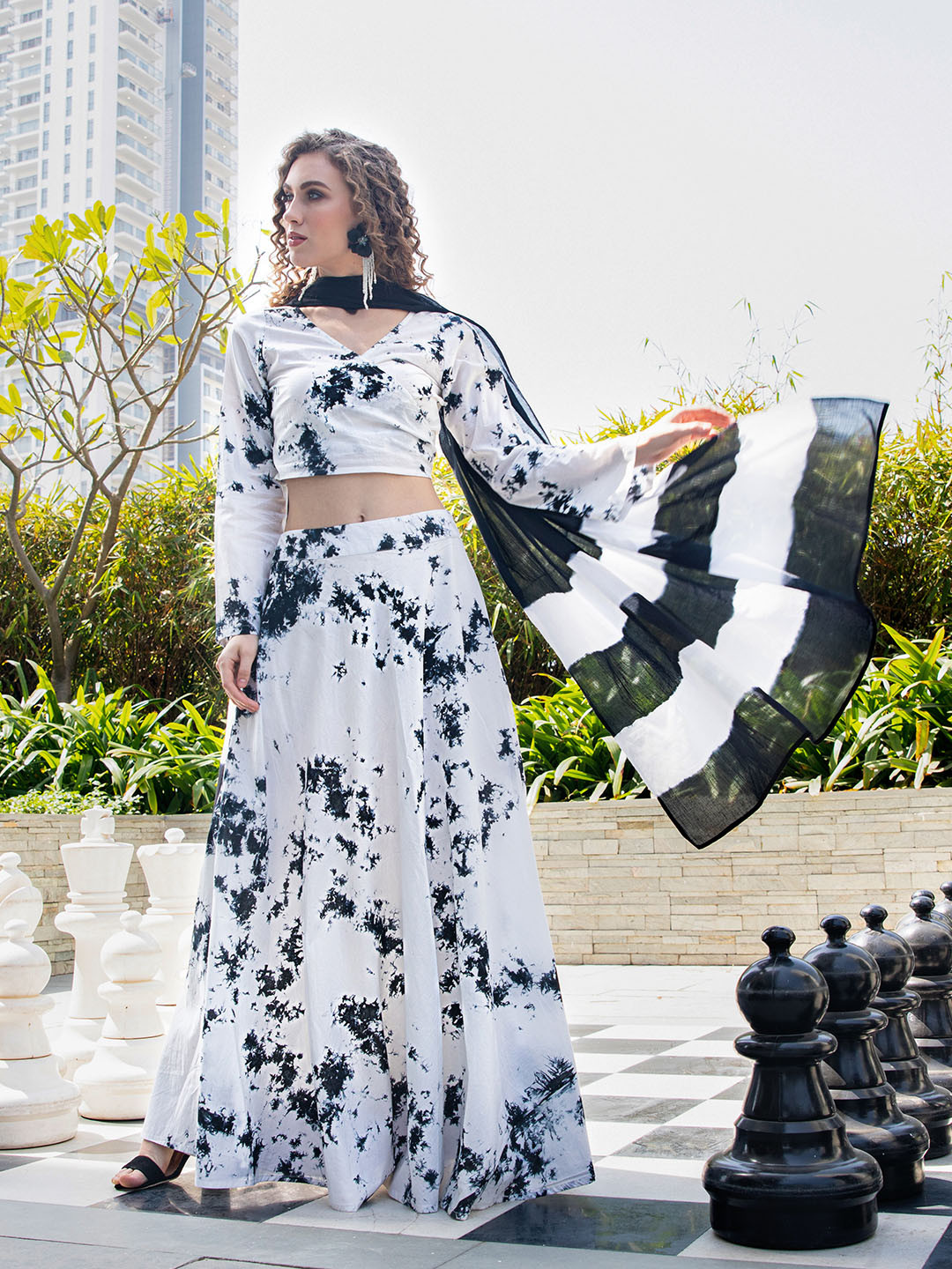 

AKS Printed Tie and Dye Ready to Wear Cotton Lehenga & Blouse With Dupatta, White