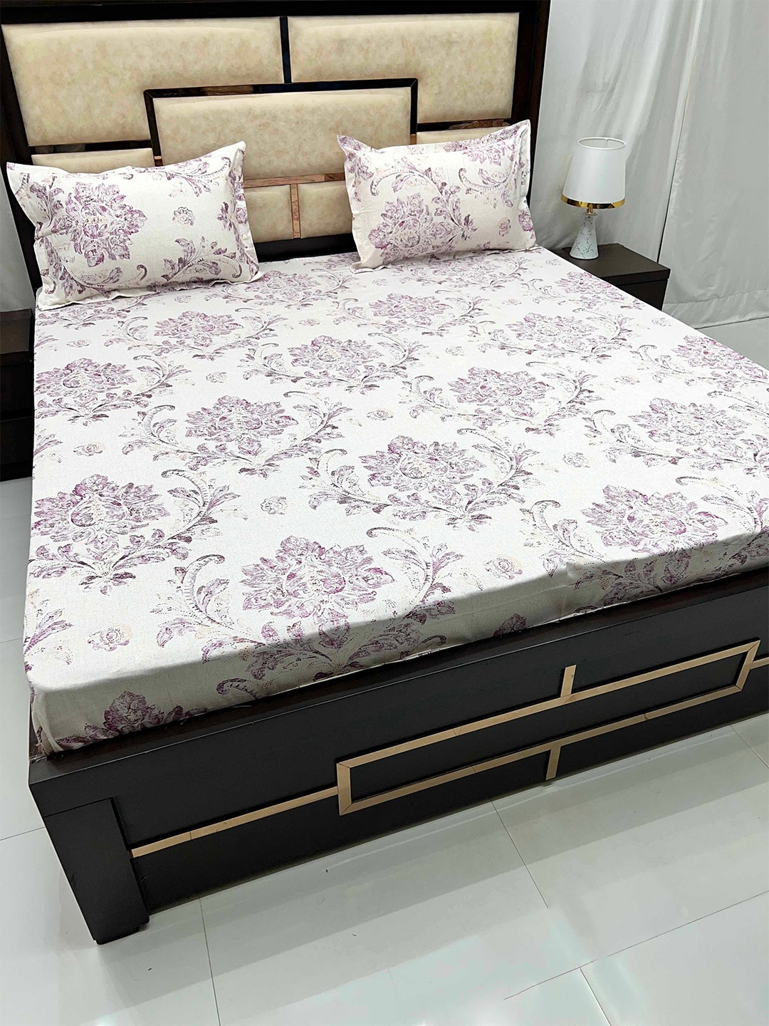 

Pure Decor White & Purple Floral Pure Cotton 380 TC King Bedsheet with 2 Pillow Covers